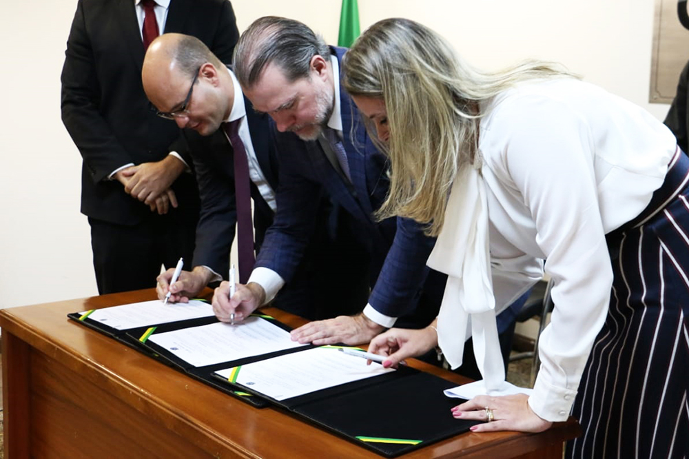 12.03_-_Foto_Asssinatura_CNJ_-_Condege