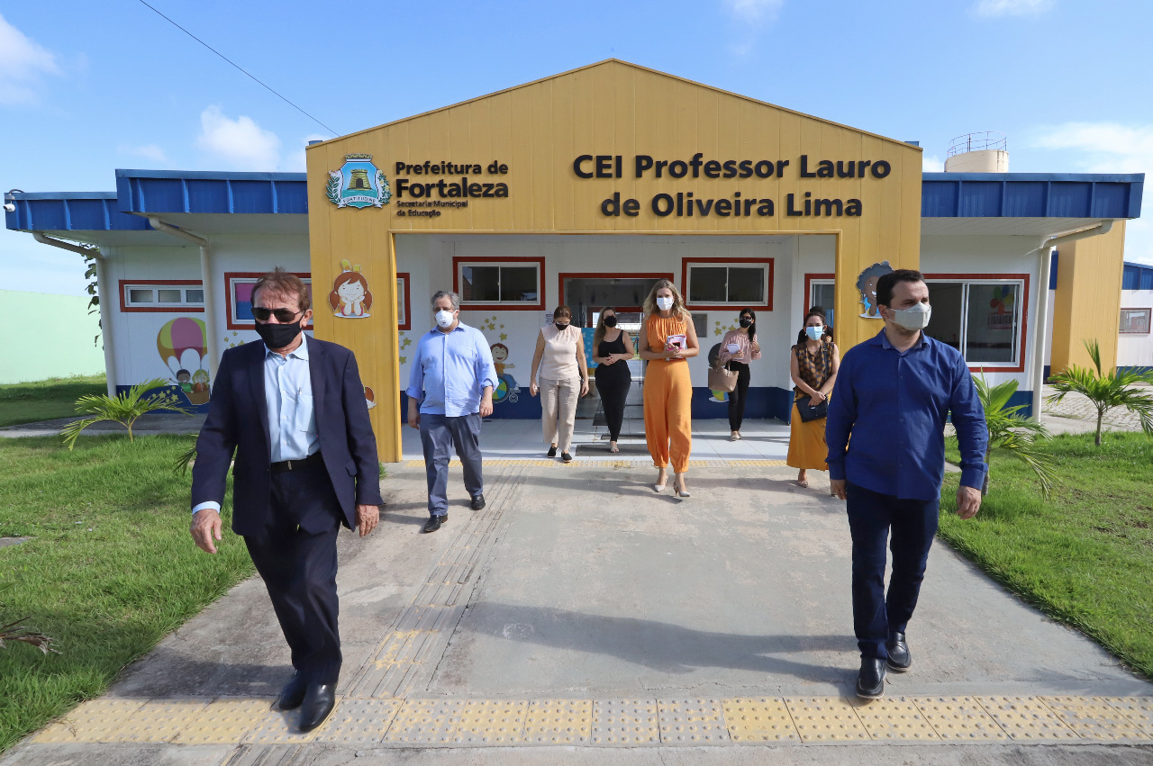 MPCE e Defensoria Pública do Estado visitam escolas públicas municipais em Fortaleza