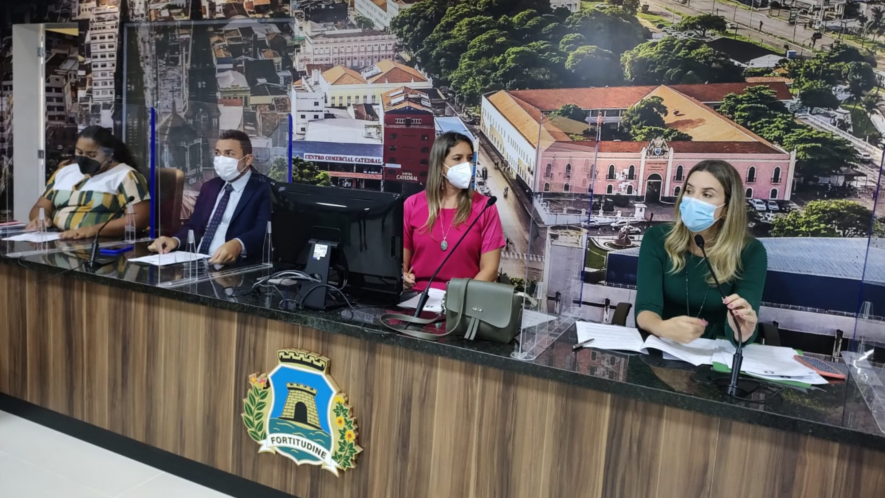 Defensoria apresenta nota técnica que declara inconstitucional PLs que restrinja o uso de banheiros públicos