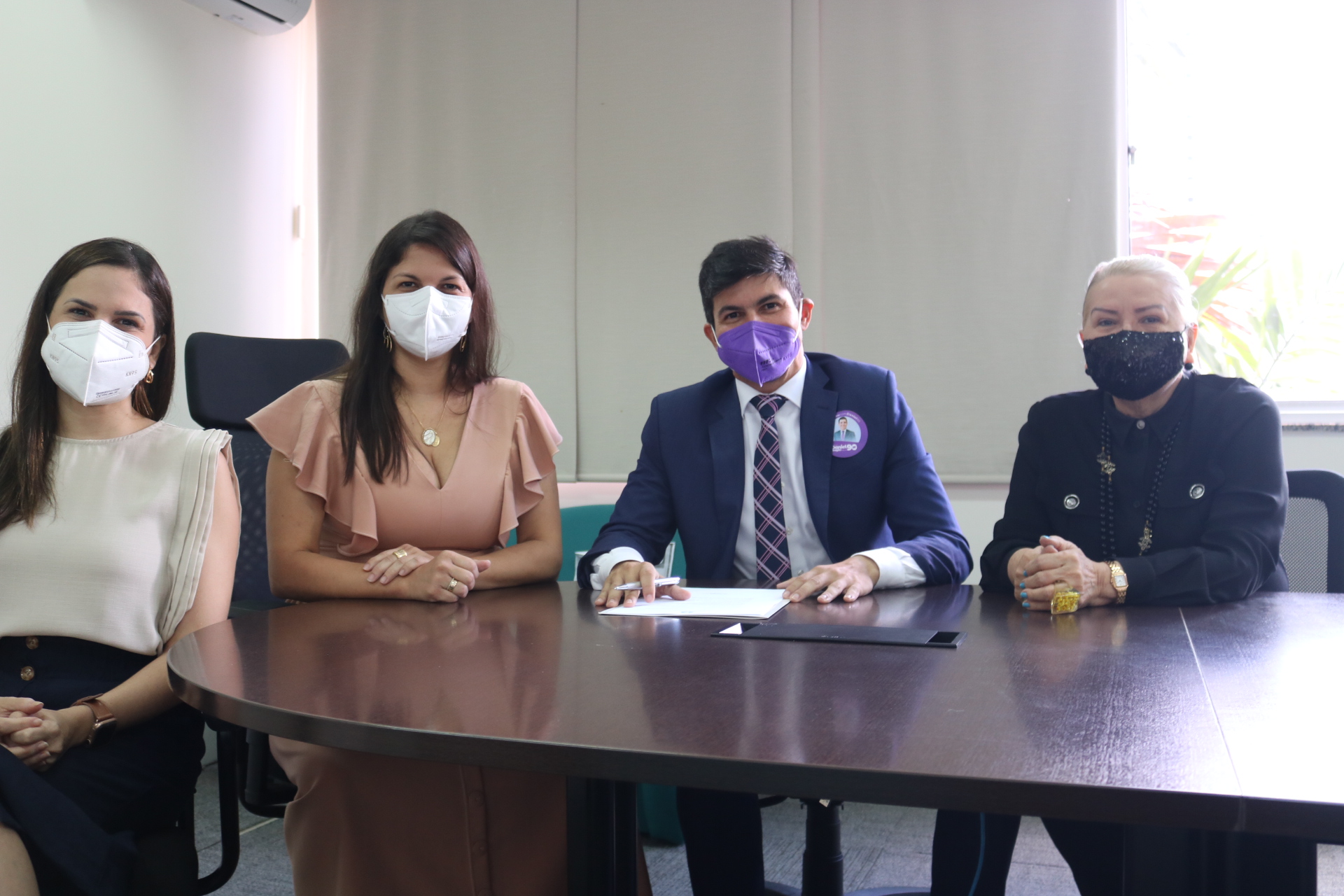 Defensora geral recebe visita de Daniel Aragão, candidato à presidência da OAB-CE