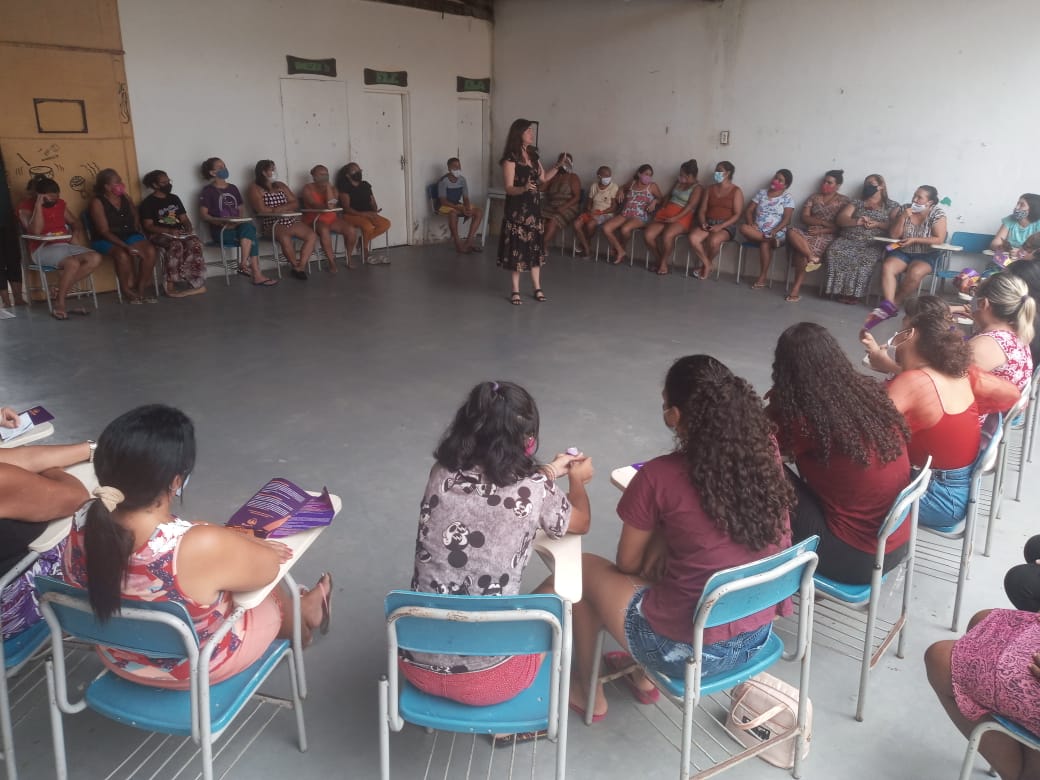 Granja Portugal recebe roda de conversa sobre violência doméstica promovida pelo Nudem