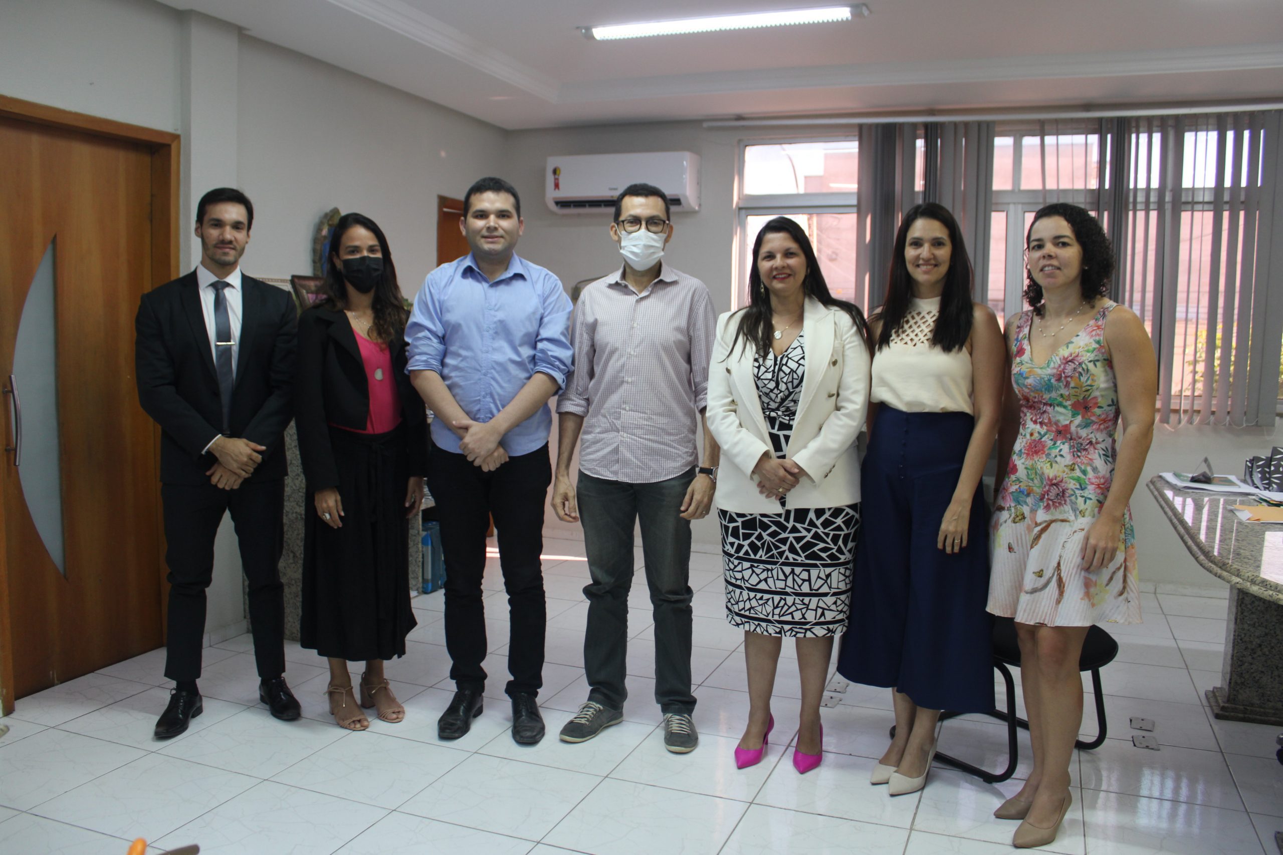 Defensoria participa de reunião com prefeituras de Limoeiro e Quixeré para debater sobre situação do Acampamento Zé Maria do Tomé