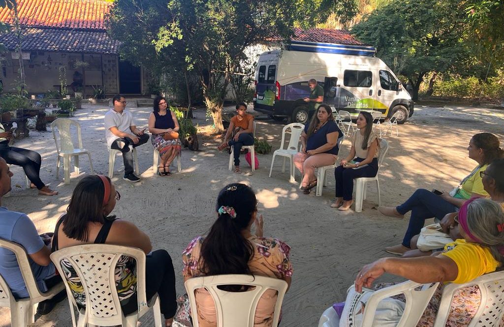 Nudem realiza roda de conversa em alusão aos 21 dias de Ativismo pelo fim da violência contra a mulher