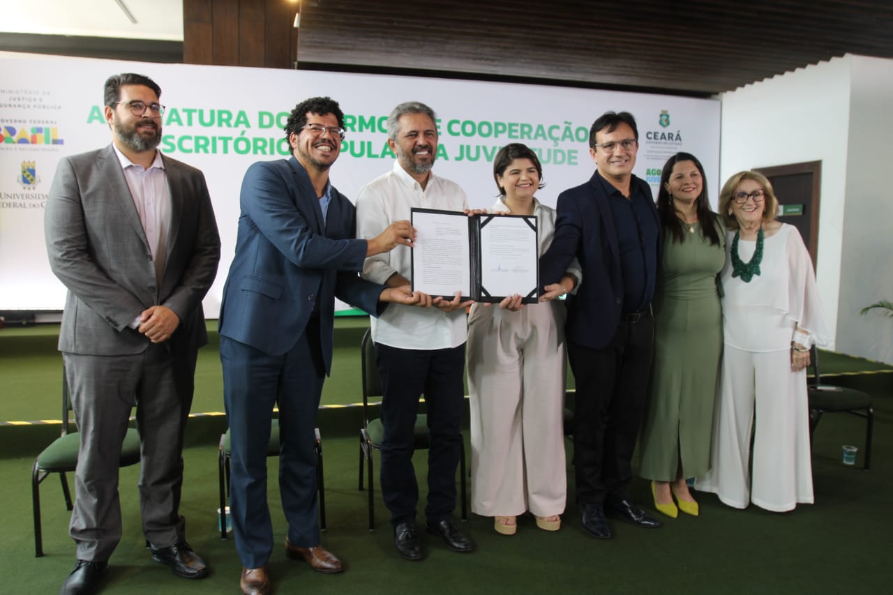 Ceará tem o primeiro Escritório Popular da Juventude do Brasil. Parceria firmada com DPCE, Sejuv, Seas, UFC e Governo Federal