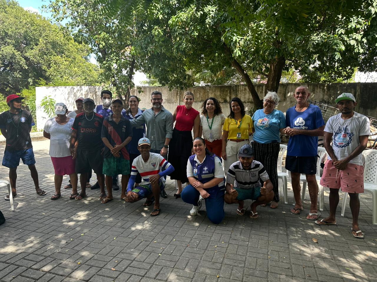 Defensoria realiza atendimentos às pessoas em situação de rua no Centro de Fortaleza