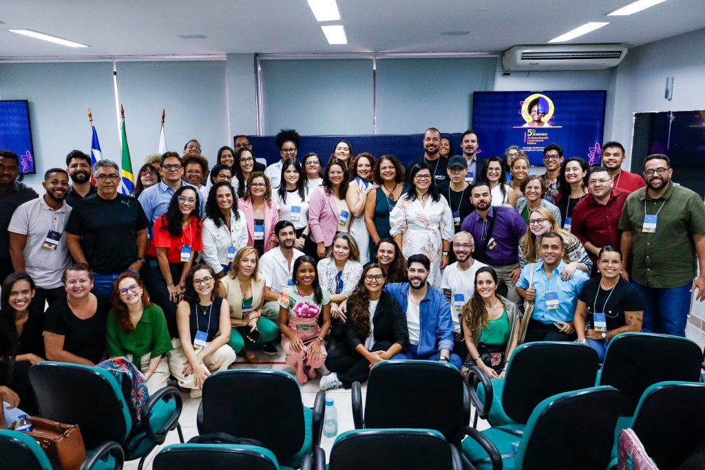 Assessorias de comunicação de 21 defensorias públicas discutem fortalecimento da atuação em seminário