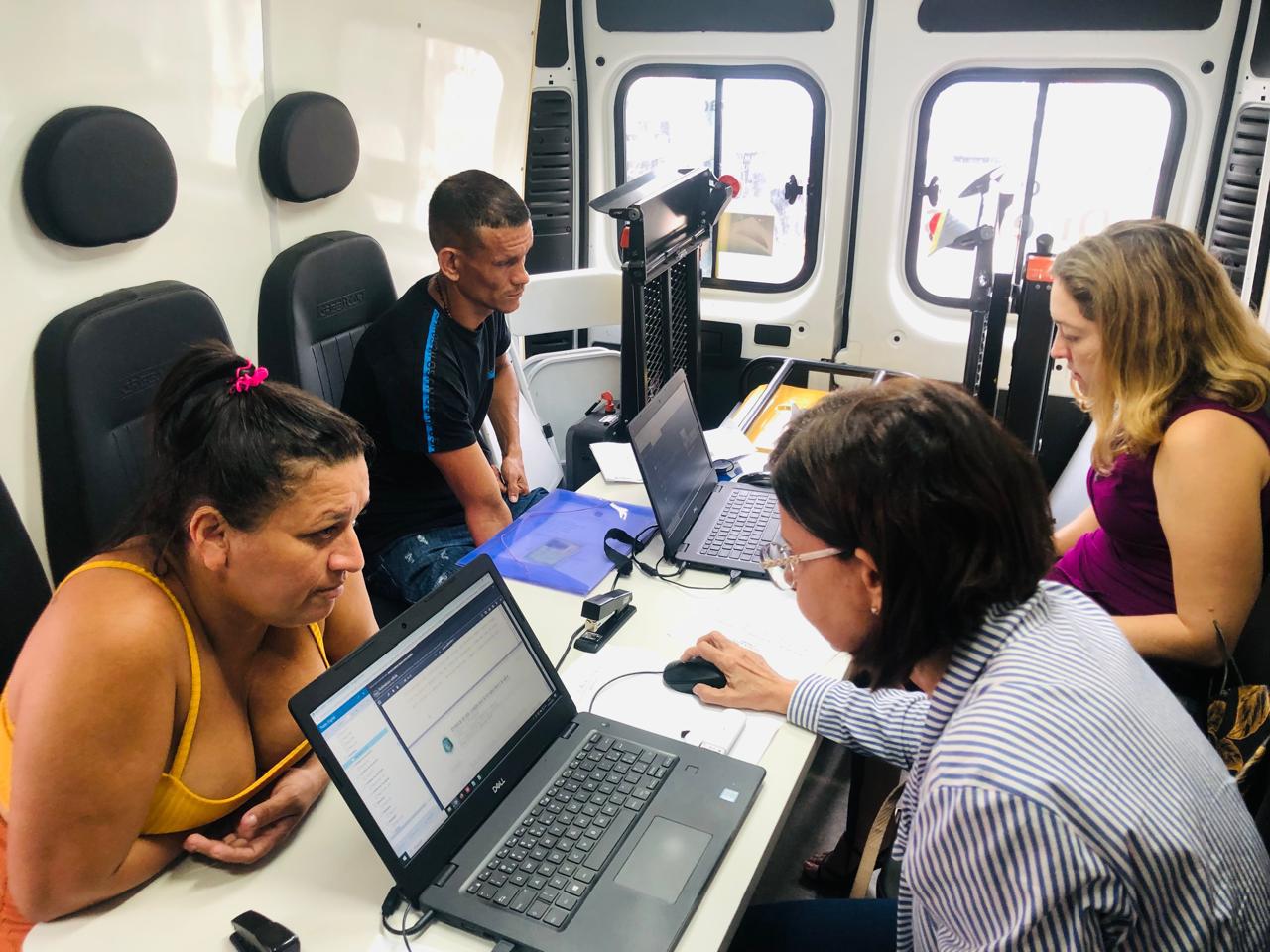 Defensoria atende no bairro Serrinha junto com o Projeto Acolher