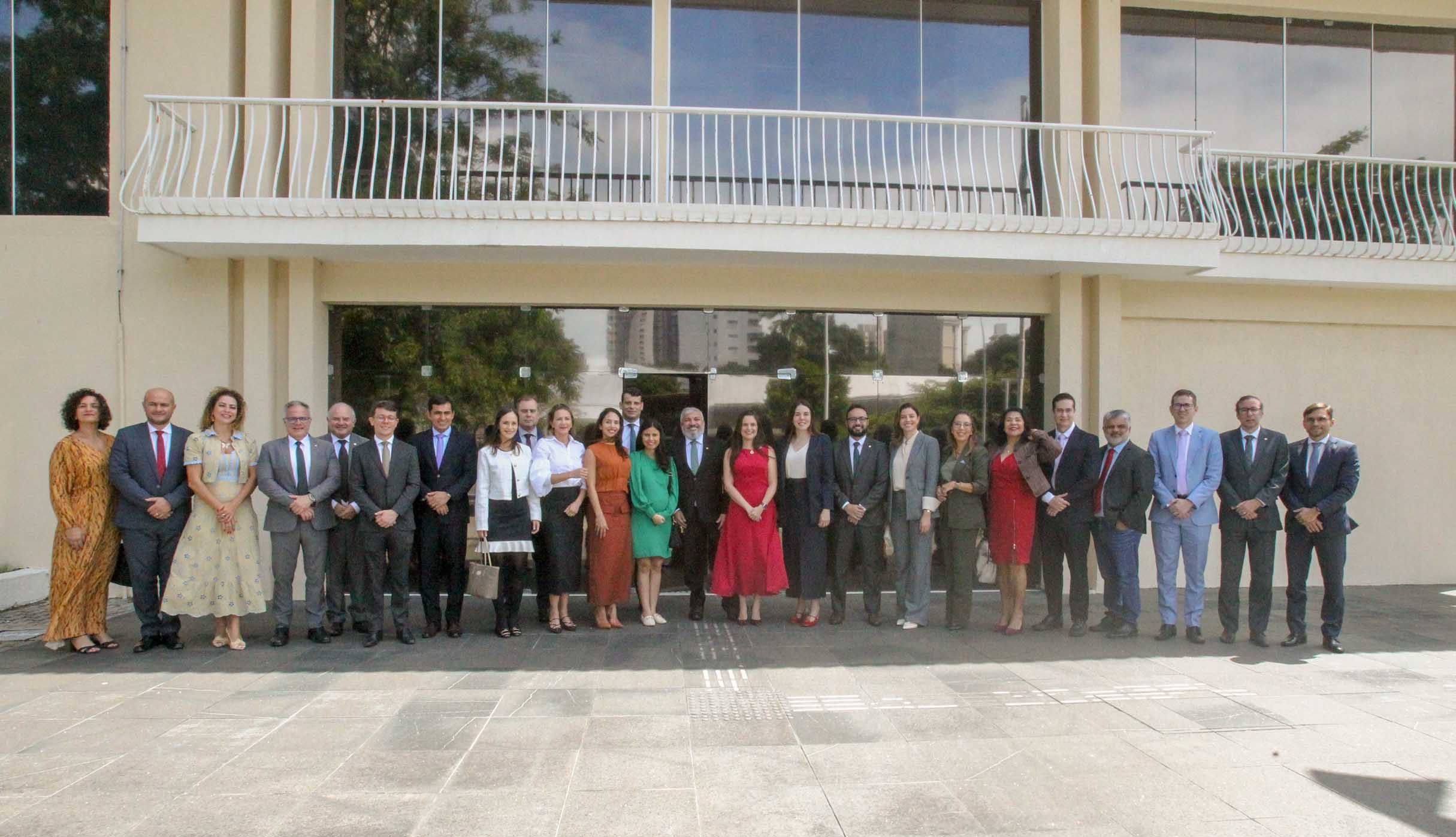 Condege realiza visitas aos Poderes Executivos e Legislativo