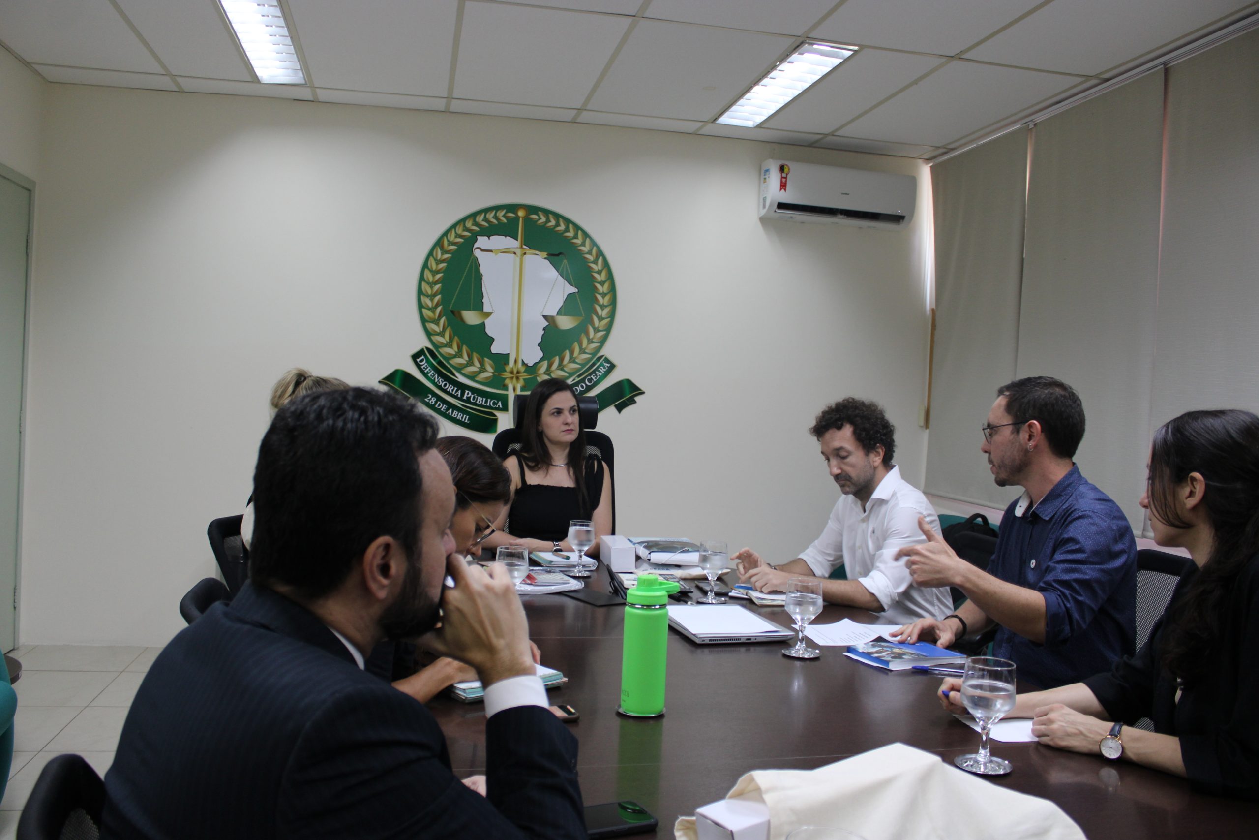 Defensoria e Comitê Internacional da Cruz Vermelha reafirmam parceria em atenção aos mais vulneráveis