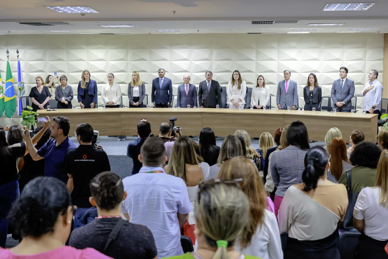 Defensoria assina pacto para combater violência política de gênero no Ceará