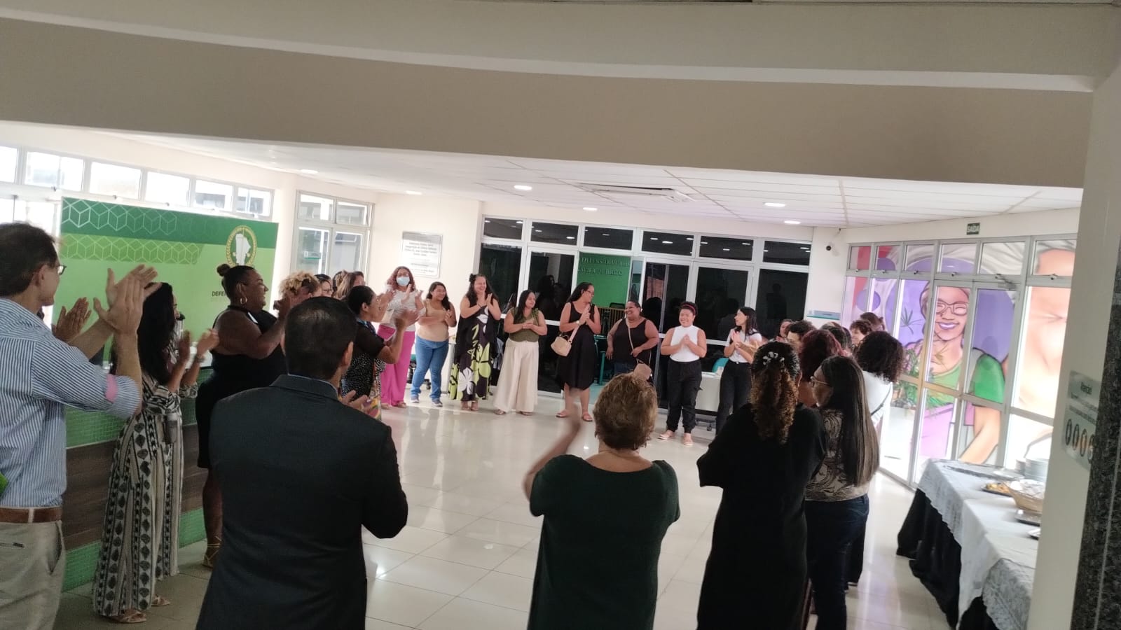 Defensoria forma as 100 primeiras defensoras populares do Ceará em solenidade no dia 26/4