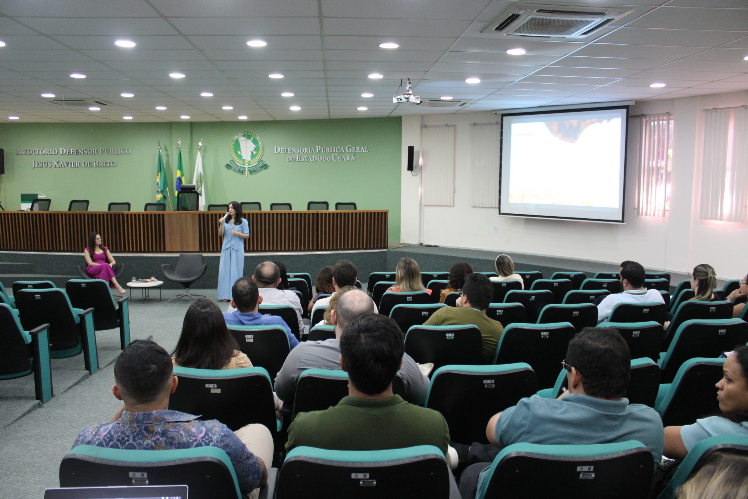 Assessoria e Laboratório de Inovação da DPCE realizam tarde de planejamento e conversa