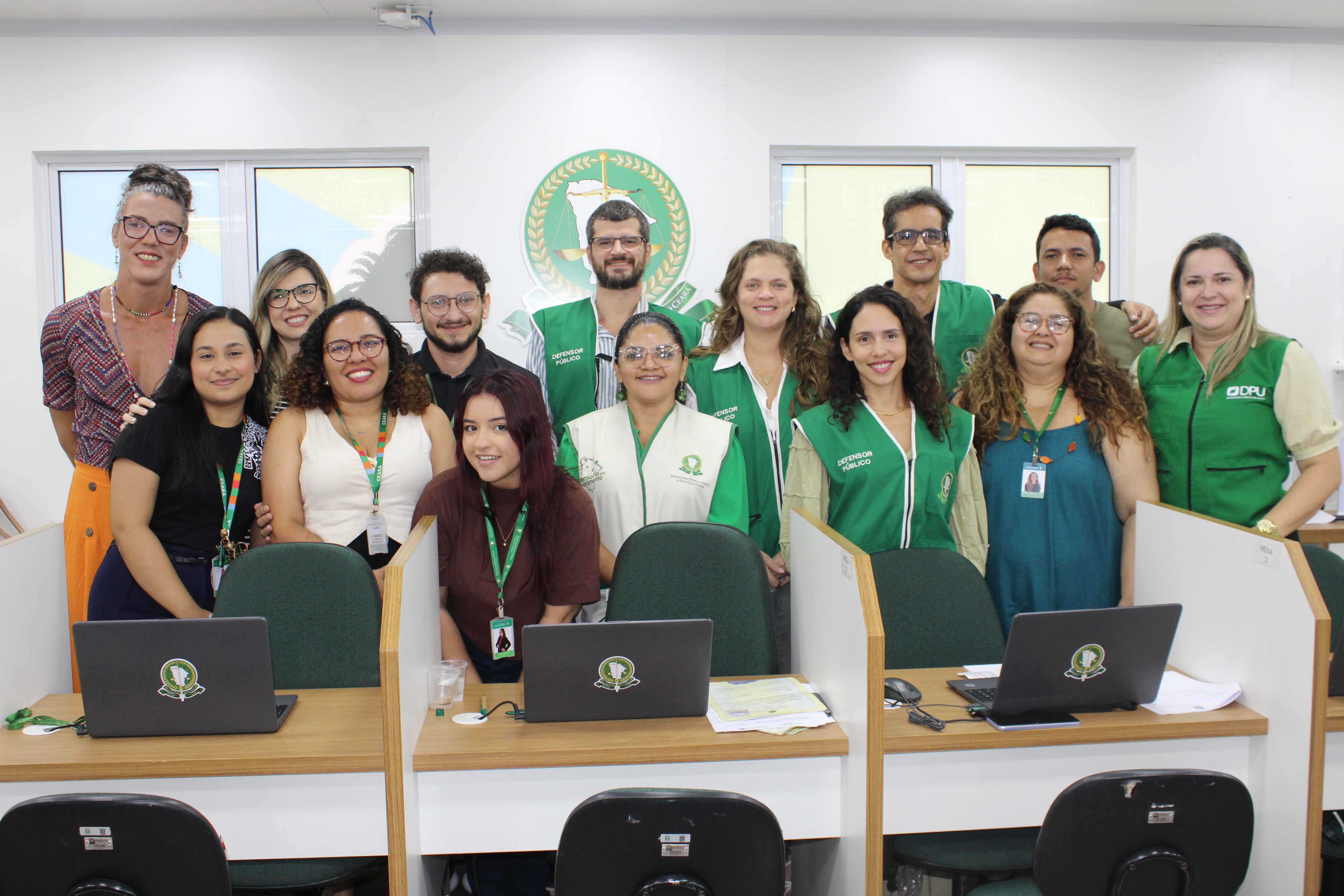 Defensores atendem 112 pessoas em Barroquinha pelo projeto Amar Defensoria