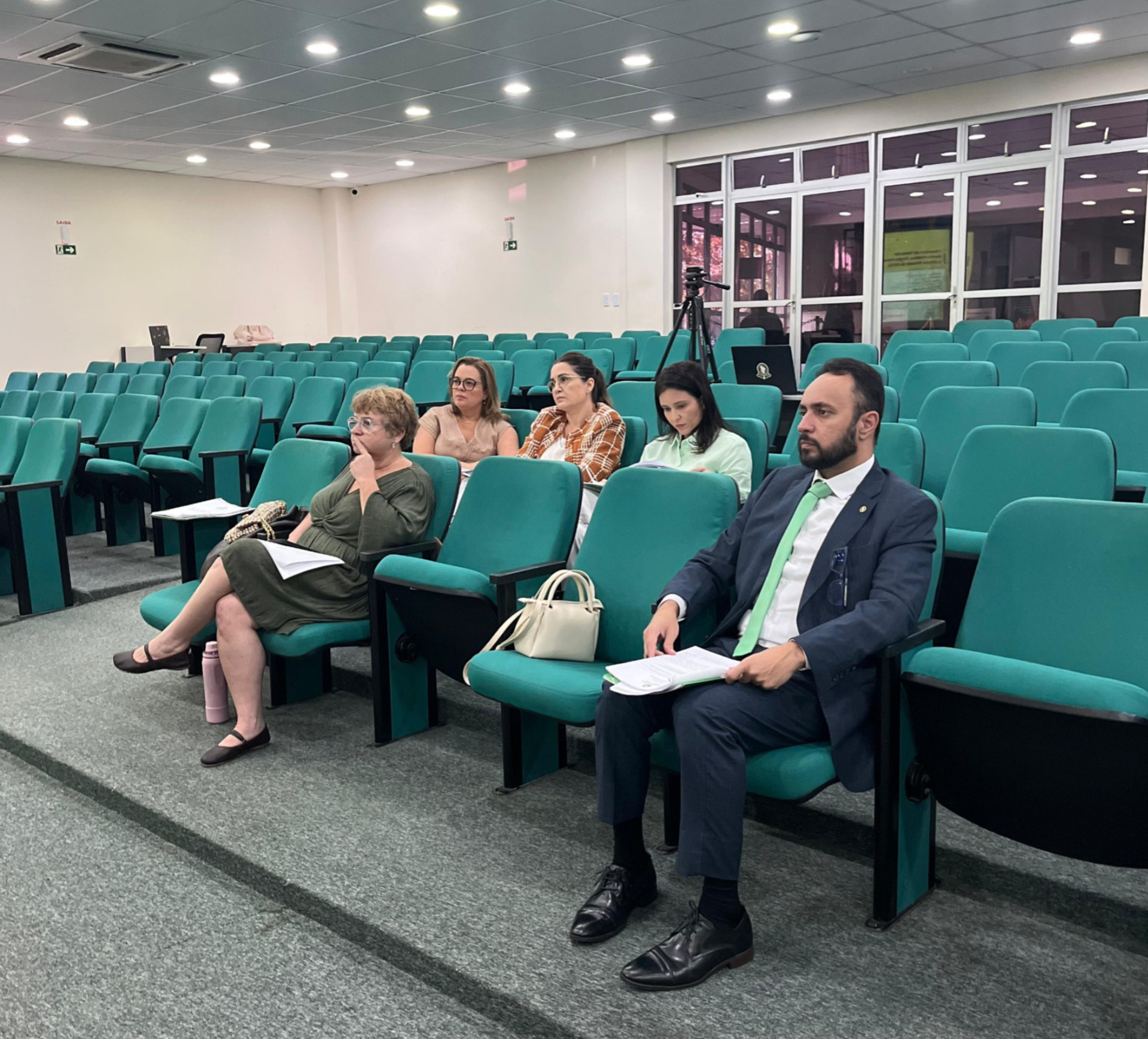 Trabalhos apresentados no I Encontro de Teses fortalecem práticas da DPCE