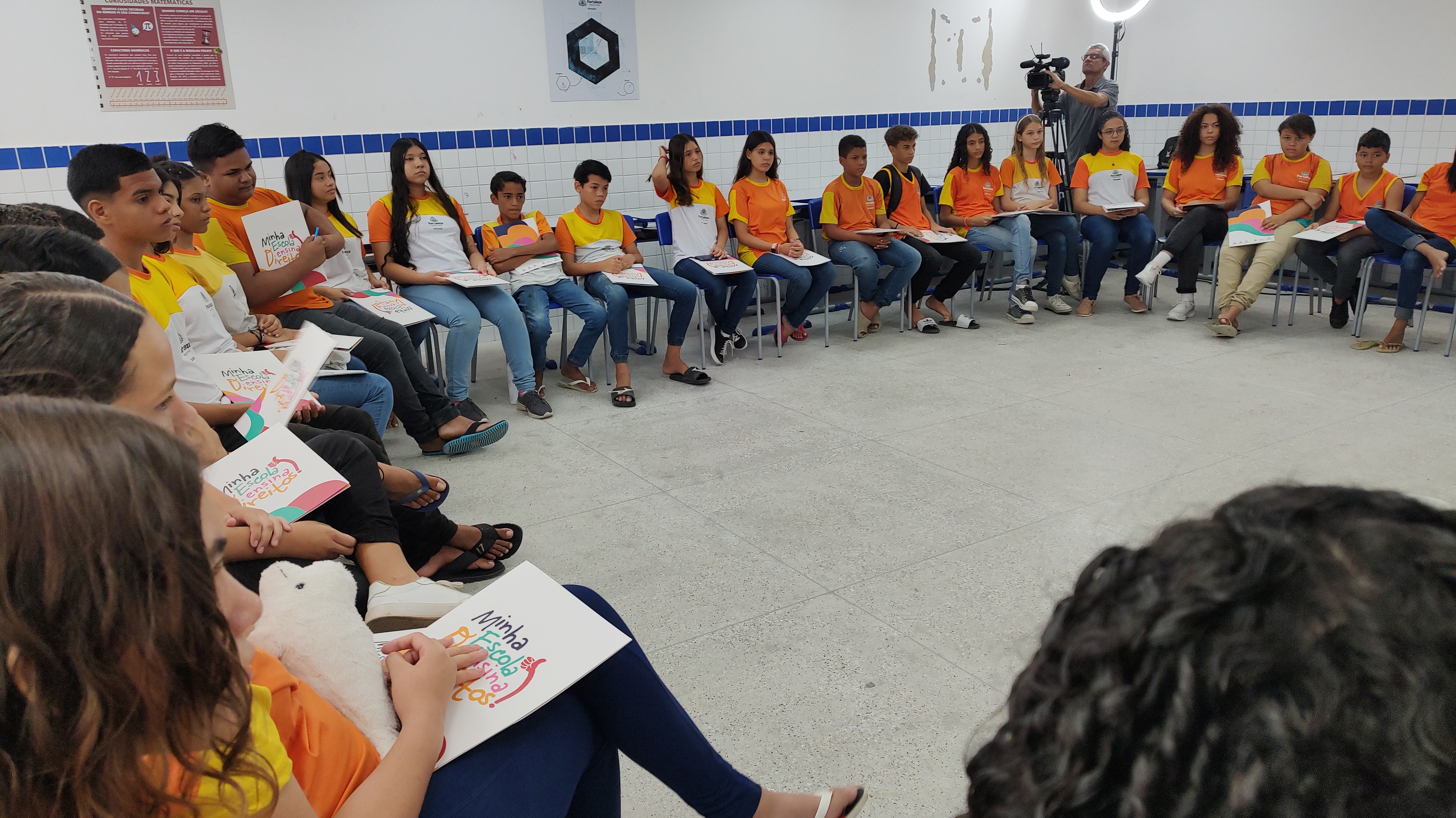 Minha Escola Ensina Direitos encerra o ano letivo com o tema “Direito do Consumidor”