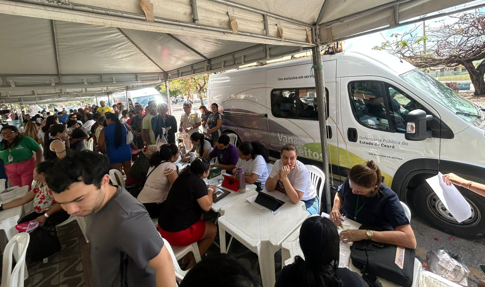 Defensoria atende 70 pessoas na ação “PopRua em Ação” em Maracanaú