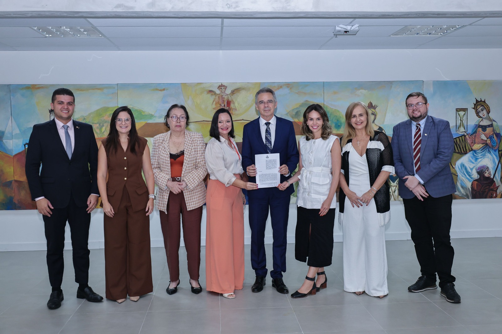 Defensoria assina termo de cooperação com instituições em salvaguarda dos direitos das crianças