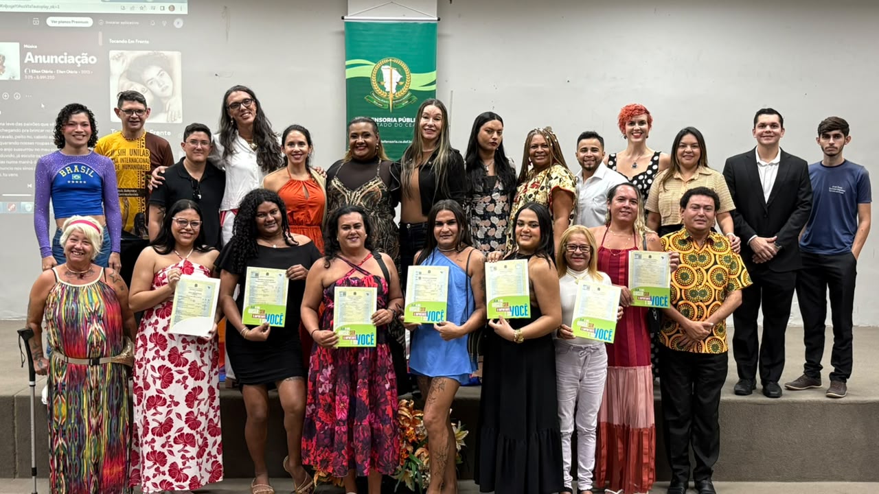 Novas certidões marcam recomeços para participantes do Mutirão Transforma em Redenção