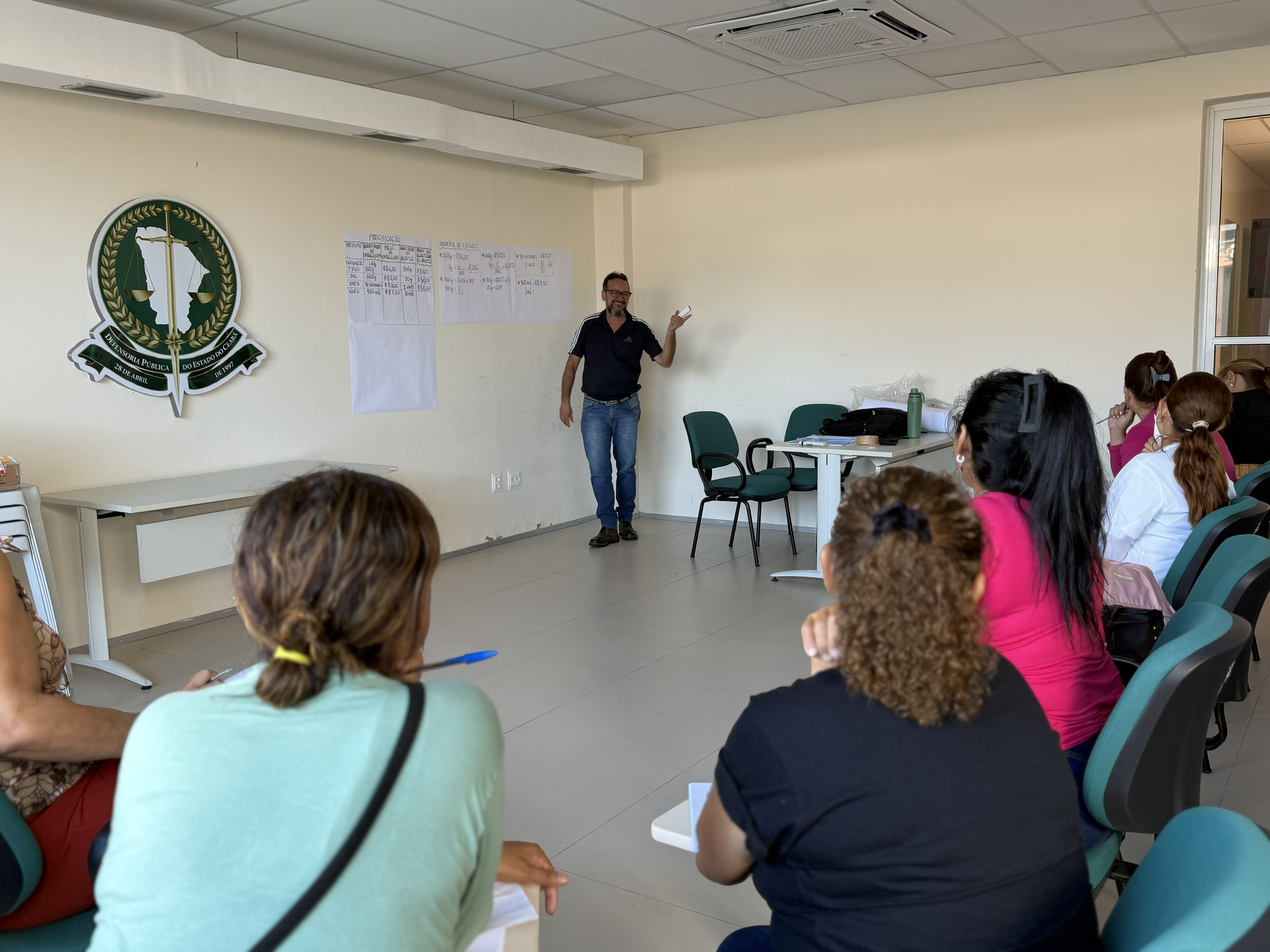Defensoria inicia curso de salgados comerciais para fortalecer autonomia de mulheres atendidas pelo NUDEM